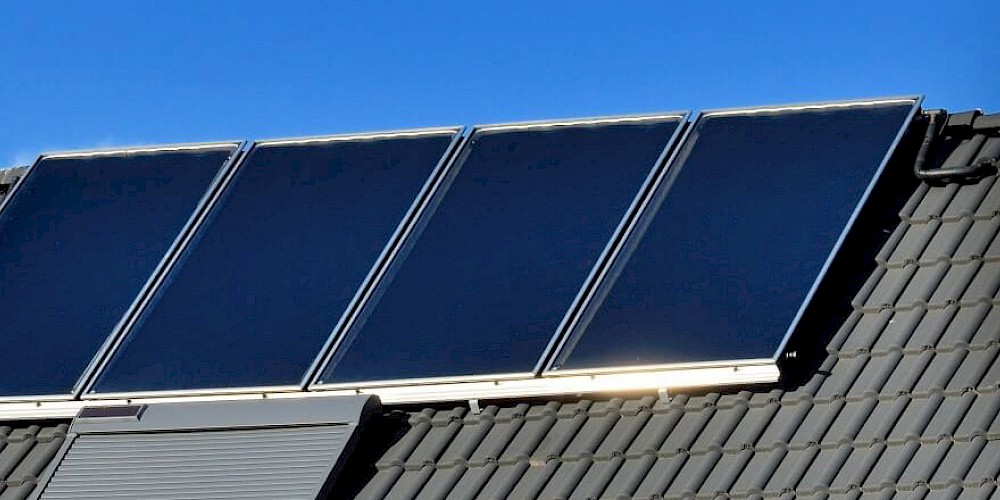 Für Solaranlagen auf dem Dach können Fördermittel in Anspruch genommen werden