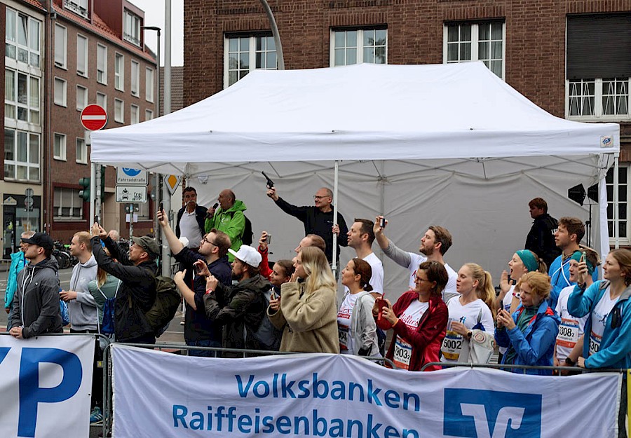 Die Zuschauer beim Jubiläumsmarathon