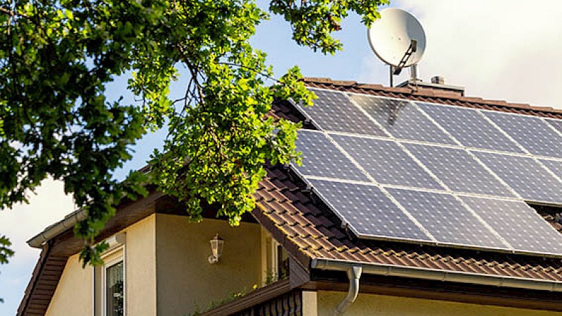 Solarkollektoranlage im Gebäudebestand