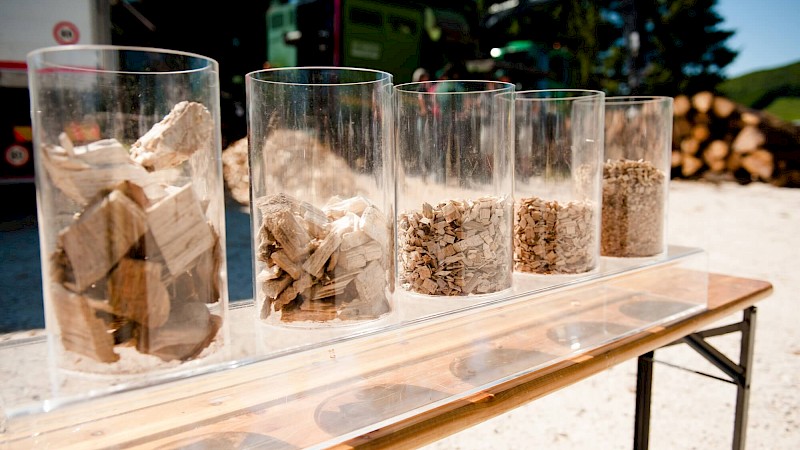 Biomasse in Gläsern