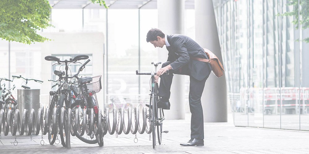 Fahrradständer auf dem Unternehmensgelände