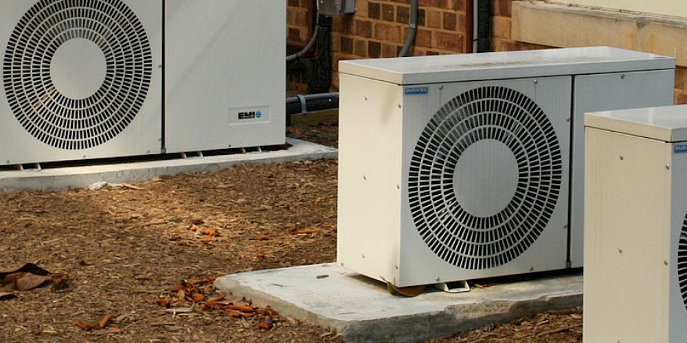 Kosten reduzieren mittels energetischer Inspektion von Klimaanlagen