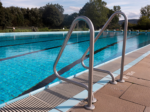 Sanierung kommunaler Sportstätten - Freibäder