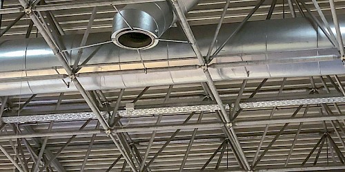 Ein Lüftungskonzept gemäß DIN EN 16798-3:2017-11 ist die Grundlage für die Planung von RTL- Anlagen in Nichtwohngebäuden